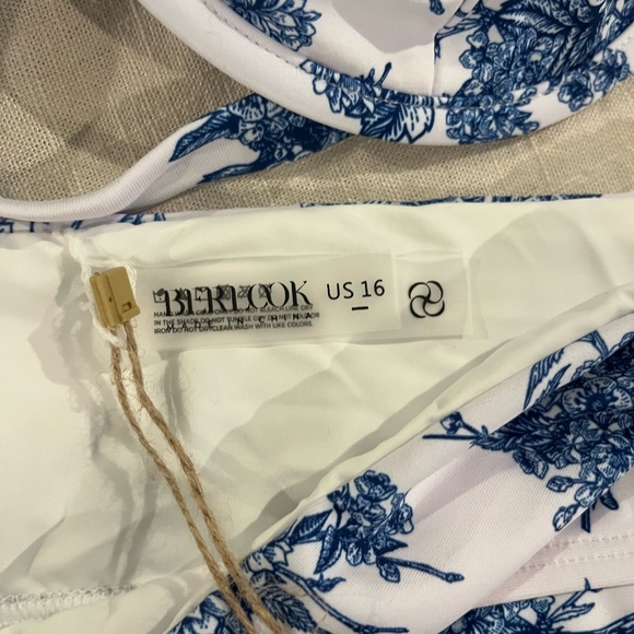 Berlook Plus Size Bikini 16 - Picture 3 of 5